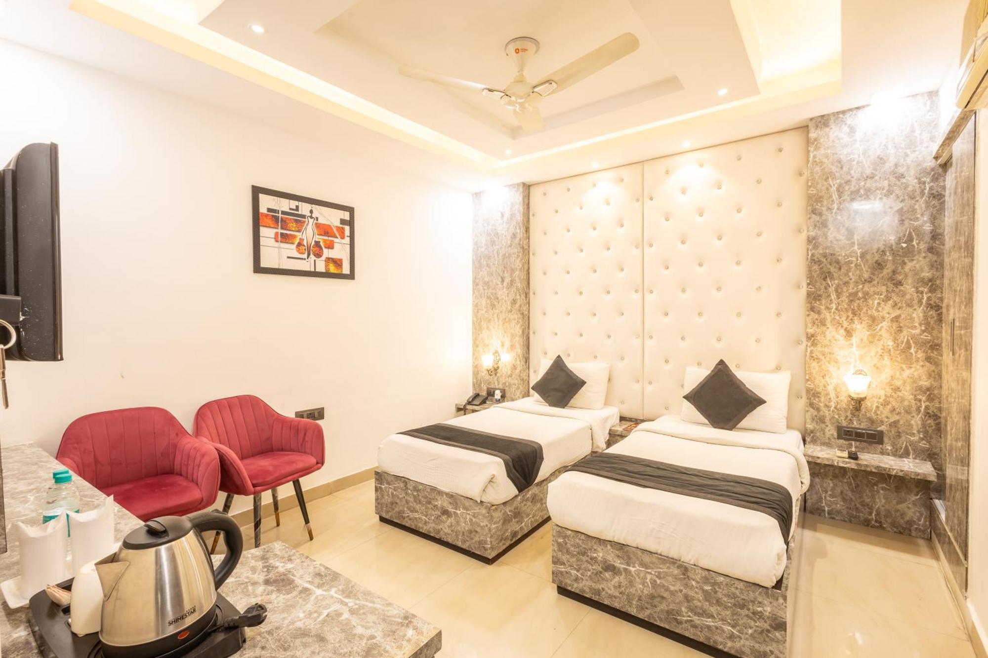 Hotel Cosmo Near Blk Hospital Karol Bagh デリー エクステリア 写真